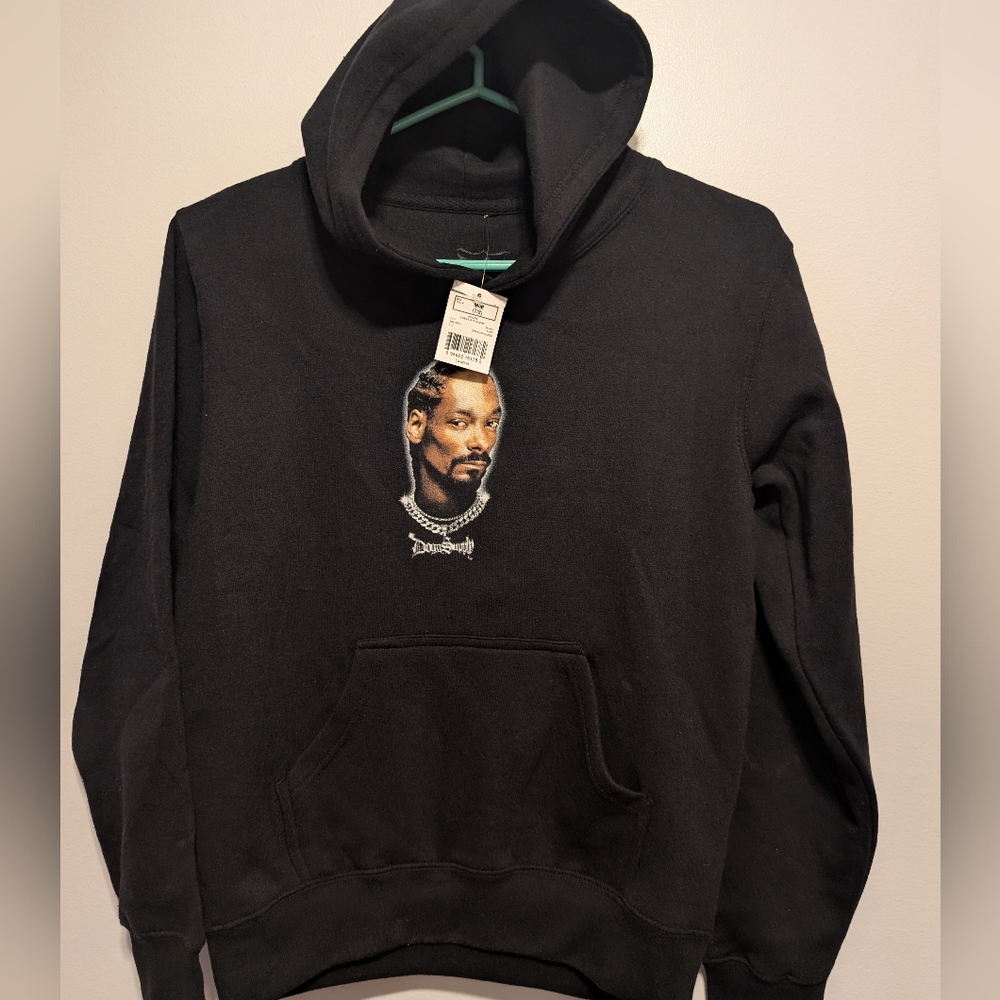 Black Graphic Hoodie Snoop Dogg Size MM 7 - 8 Brand New With Tag